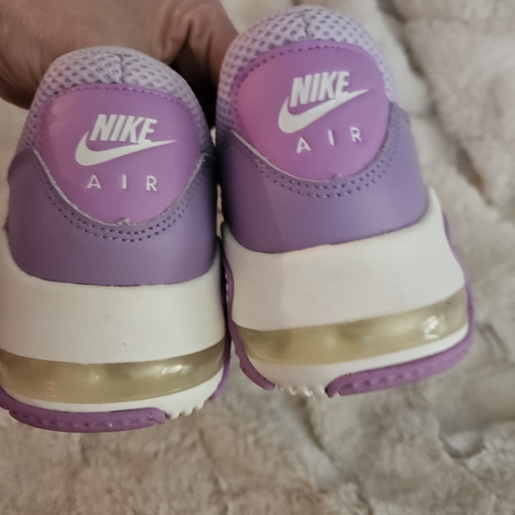 Nike Women's Air Max Lavender Sneakers - Picture 2 of 8